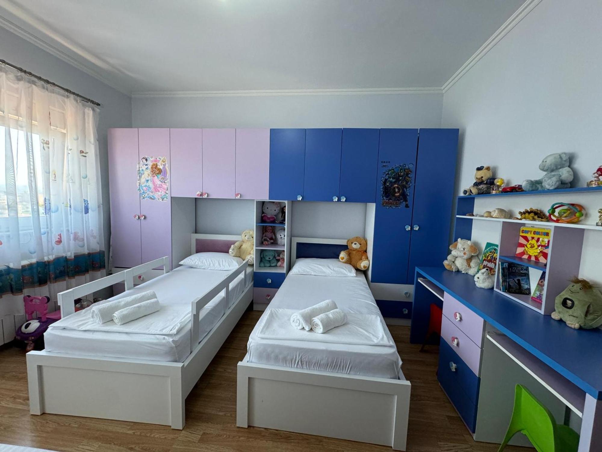 Spacious & Cozy Family Apt Near Sanatorium Διαμέρισμα Τίρανα Εξωτερικό φωτογραφία