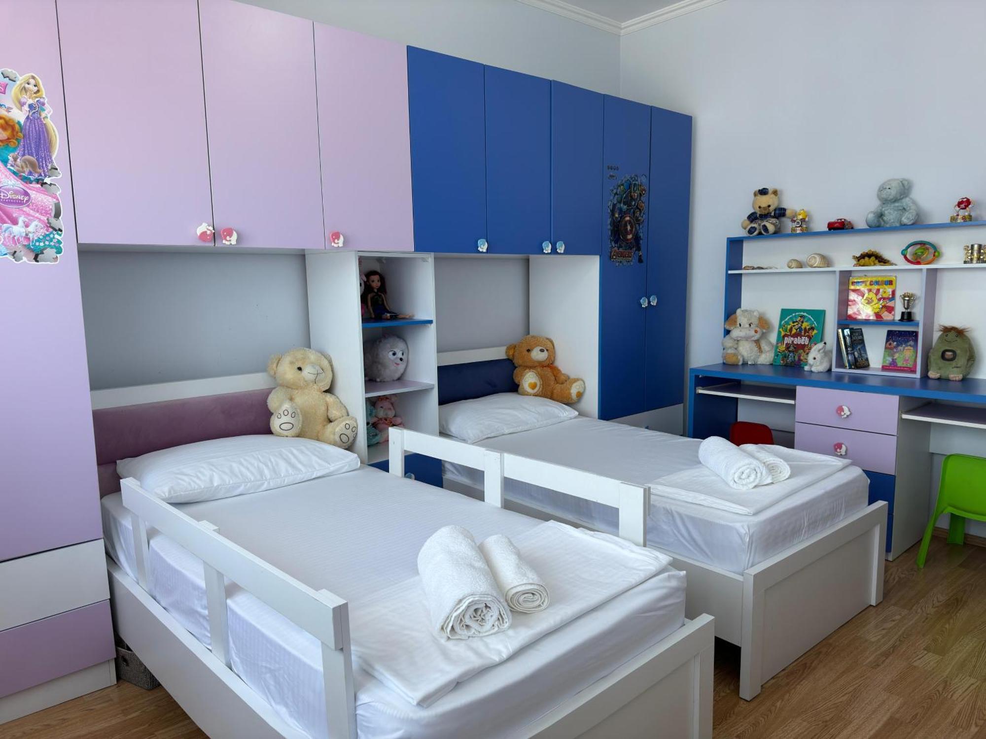 Spacious & Cozy Family Apt Near Sanatorium Διαμέρισμα Τίρανα Εξωτερικό φωτογραφία